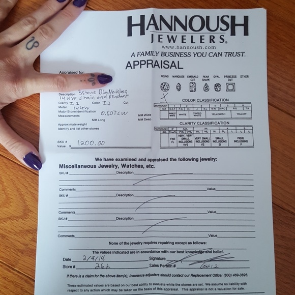 Diamond 14k white gold journey necklace - Picture 6 of 8